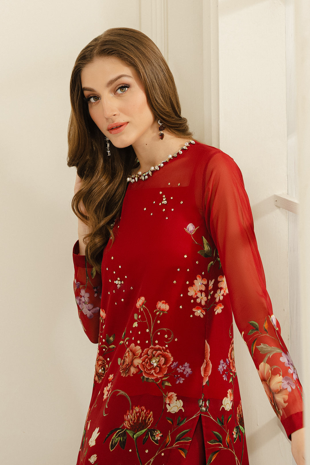 https://cdn.shopify.com/s/files/1/0611/8585/1568/files/W.FW24.242.T-2.jpg?v=1736334256