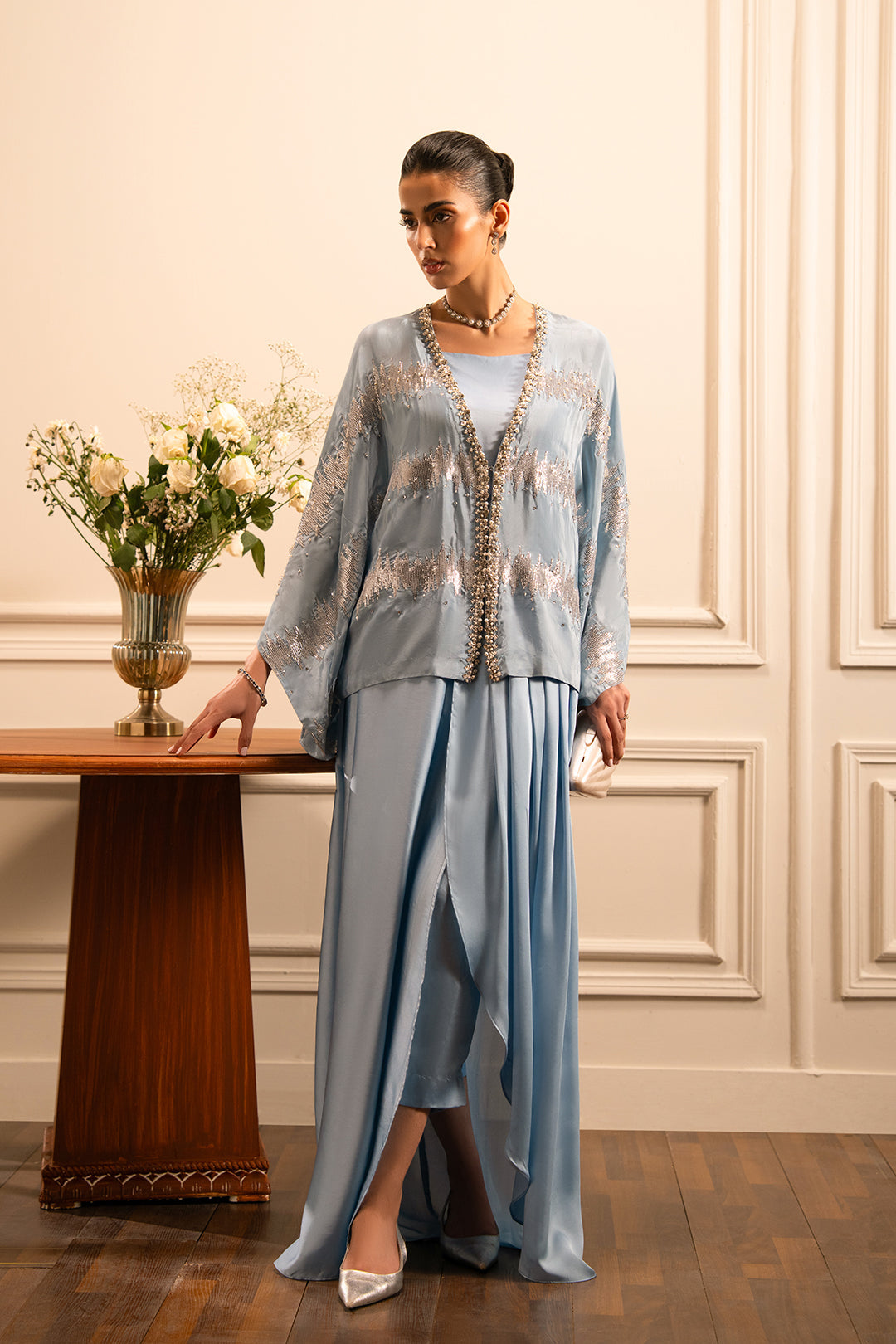 https://cdn.shopify.com/s/files/1/0611/8585/1568/files/W.FW25.042.T-1.jpg?v=1759472816