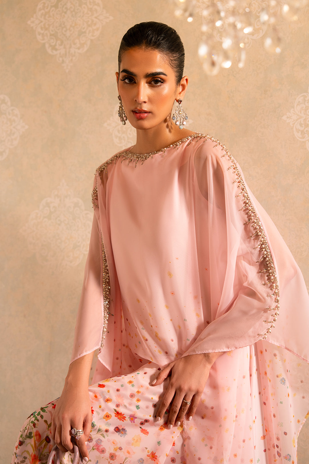 Serife Cape set