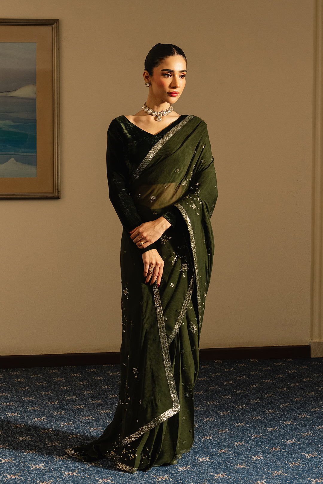 Sobaeel Crop Top & Saree (2pcs)