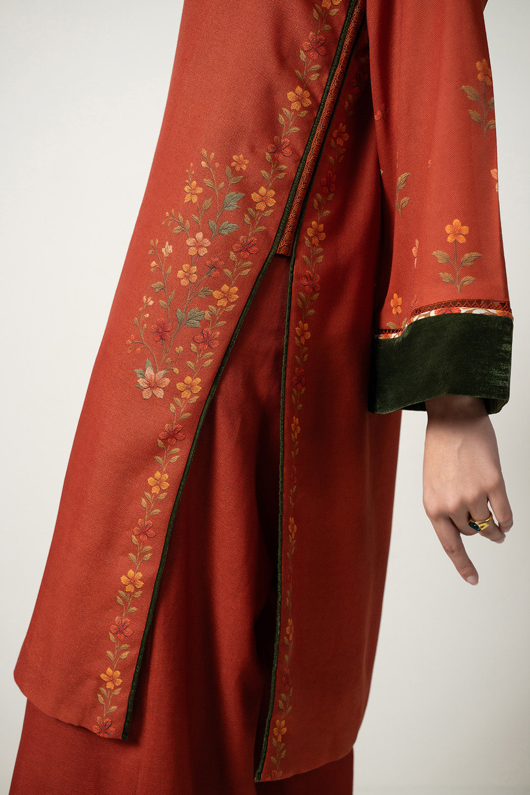 Huzaal Top