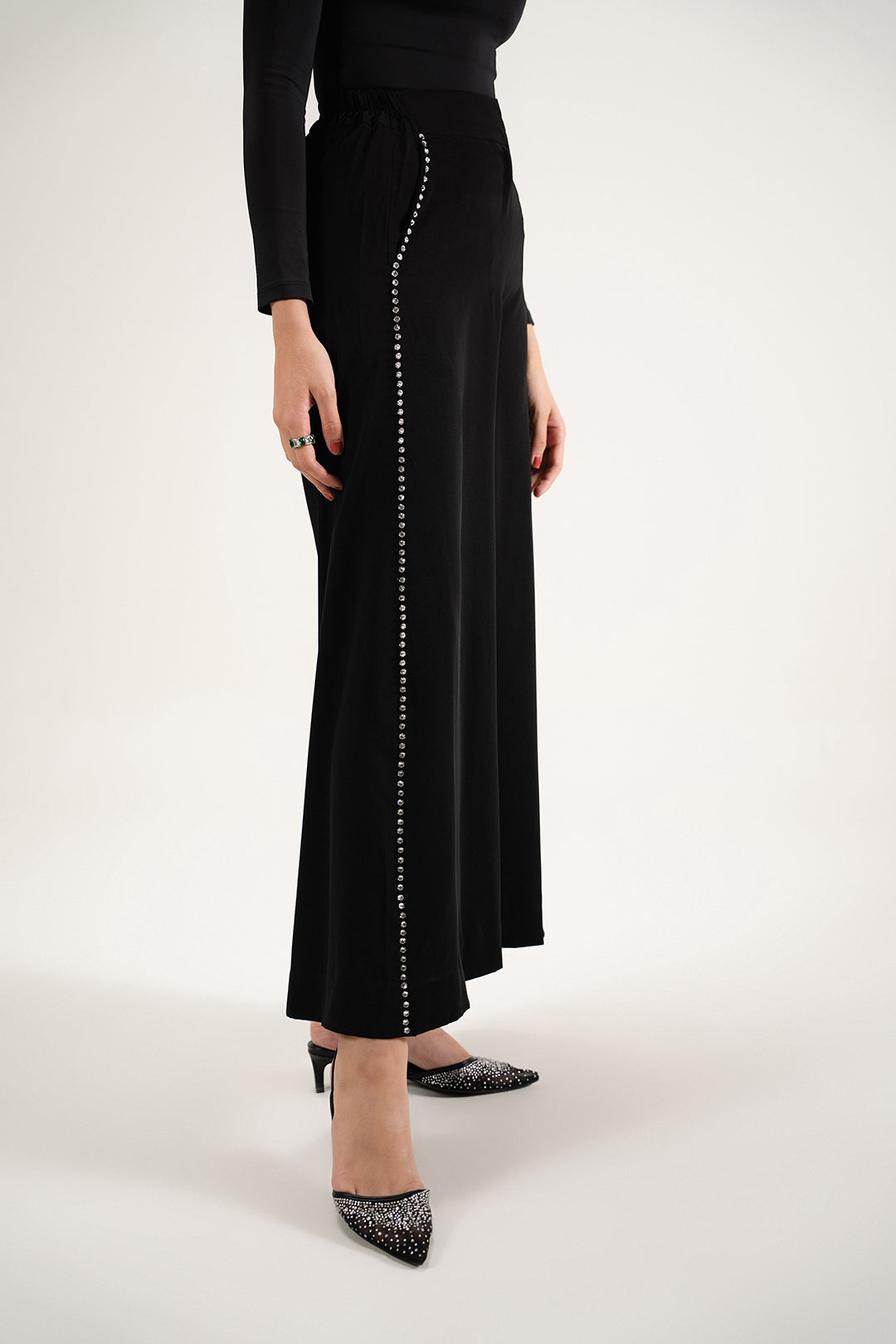 Shivor Pants
