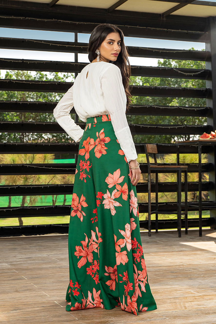 https://cdn.shopify.com/s/files/1/0611/8585/1568/products/W.SS22.091.T-4.jpg?v=1736338556