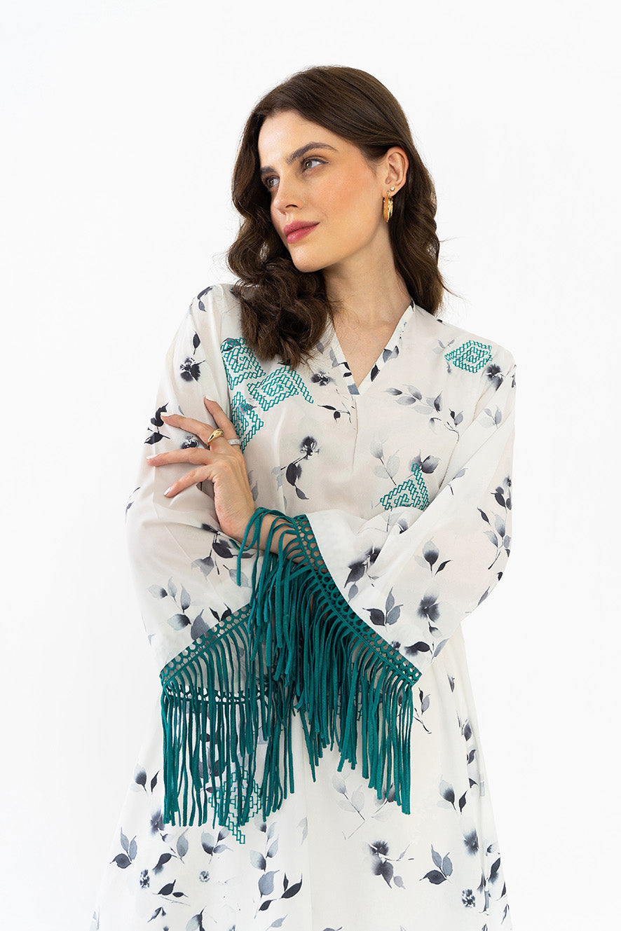 https://cdn.shopify.com/s/files/1/0611/8585/1568/products/W.SS22.348.T-2.jpg?v=1736338539