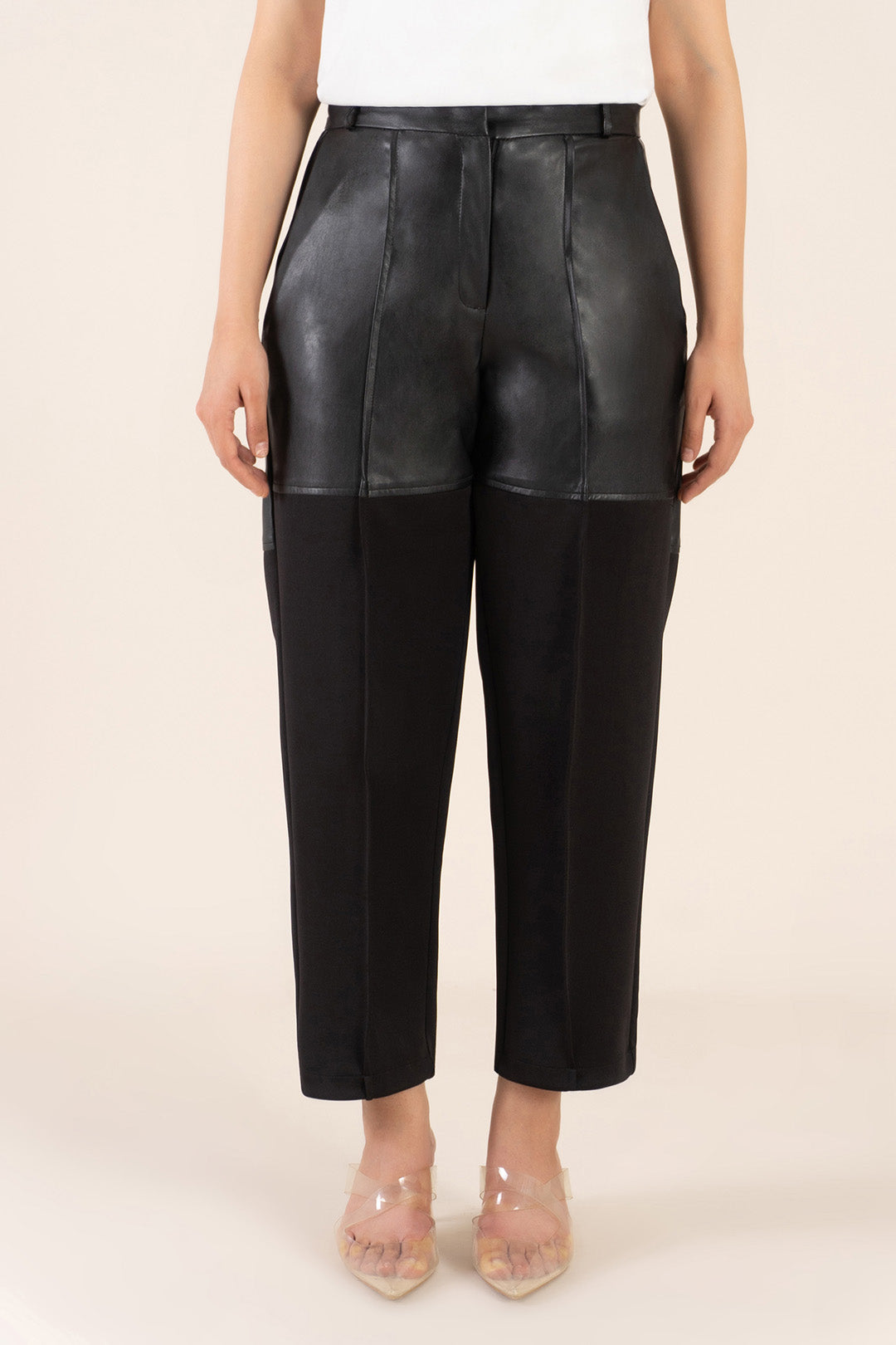 https://cdn.shopify.com/s/files/1/0611/8585/1568/products/W.SS22.612.P-3.jpg?v=1736337459