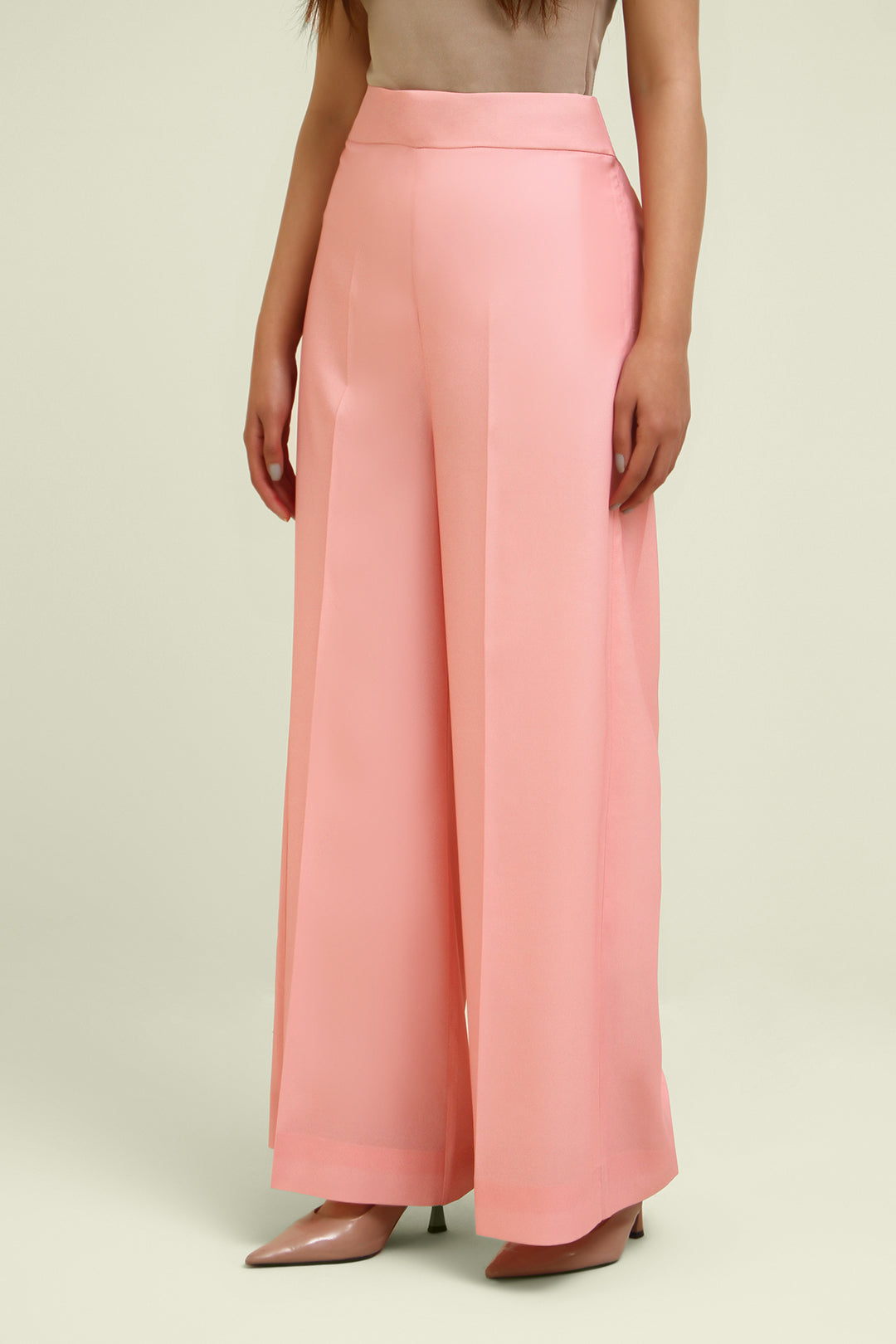https://cdn.shopify.com/s/files/1/0611/8585/1568/files/W.SS24.125.P-1.jpg?v=1736335273