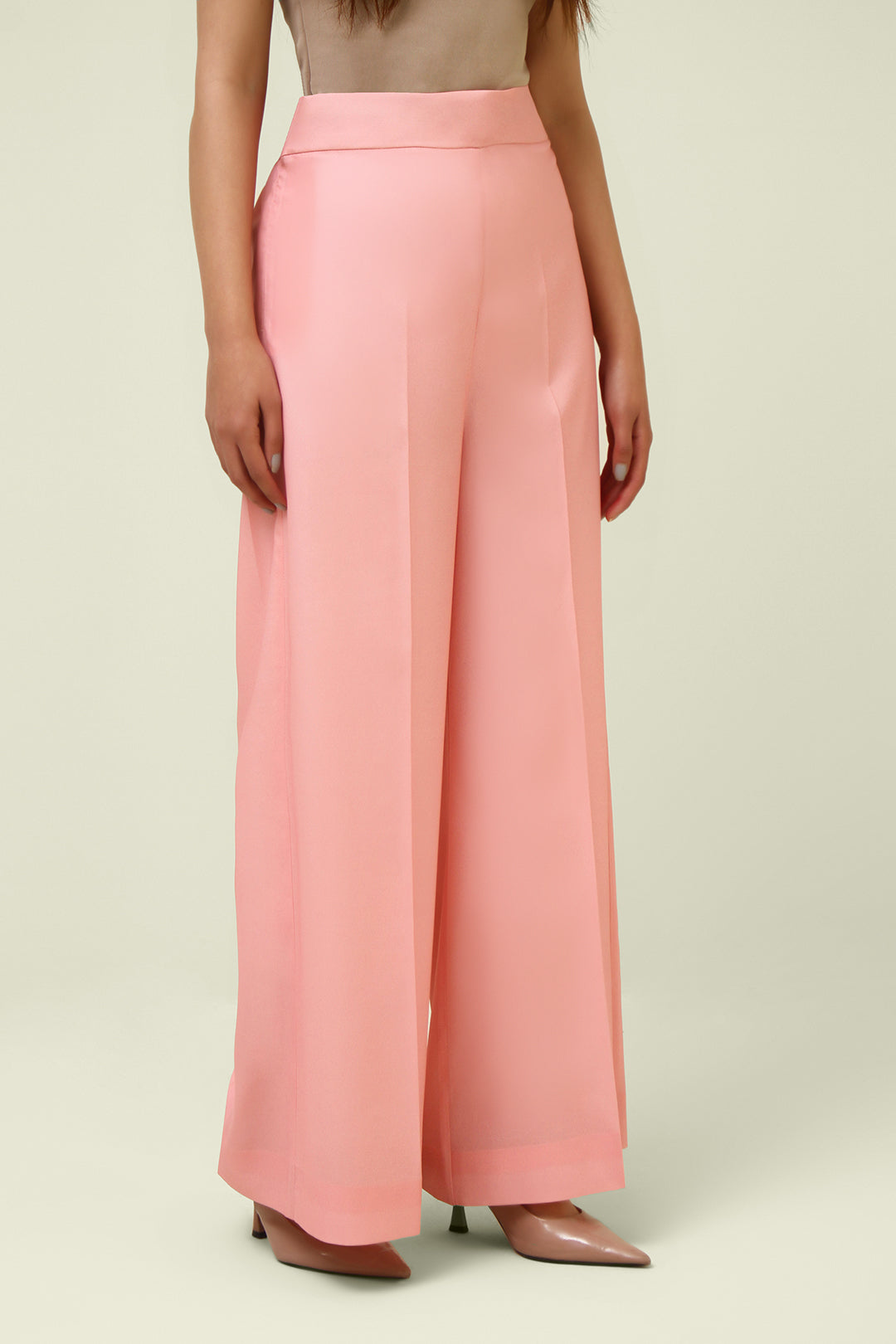 https://cdn.shopify.com/s/files/1/0611/8585/1568/files/W.SS24.125.P-2.jpg?v=1736335273