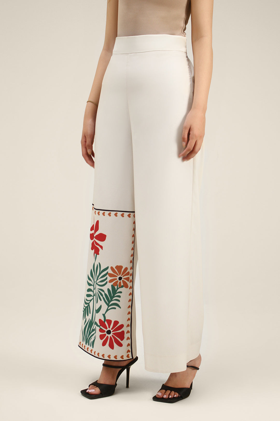 https://cdn.shopify.com/s/files/1/0611/8585/1568/files/W.SS24.488.P-1.jpg?v=1736334879