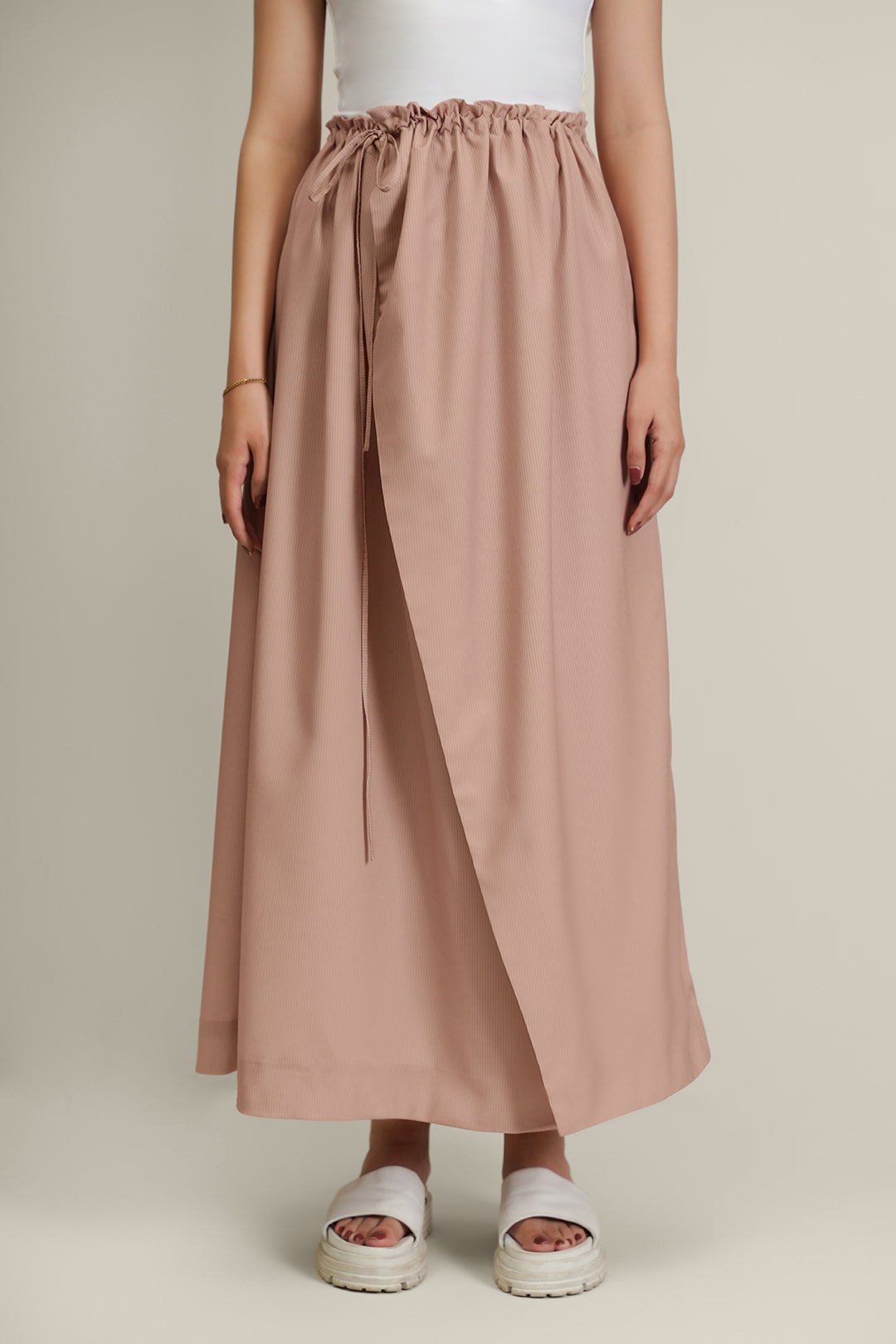https://cdn.shopify.com/s/files/1/0611/8585/1568/files/W.SS24.633.P-3_fb885c7c-d59c-49d6-a3a0-8967b1f8dbdc.jpg?v=1736334805