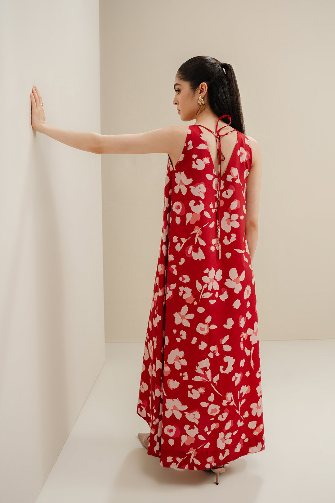 https://cdn.shopify.com/s/files/1/0611/8585/1568/files/W.SS24.816.T-4.jpg?v=1736334575