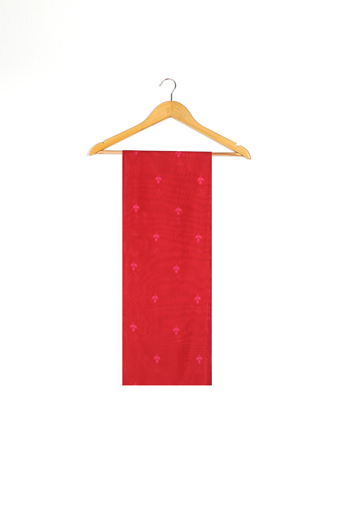 https://cdn.shopify.com/s/files/1/0611/8585/1568/files/W.SS25.268.T-2.jpg?v=1746173569