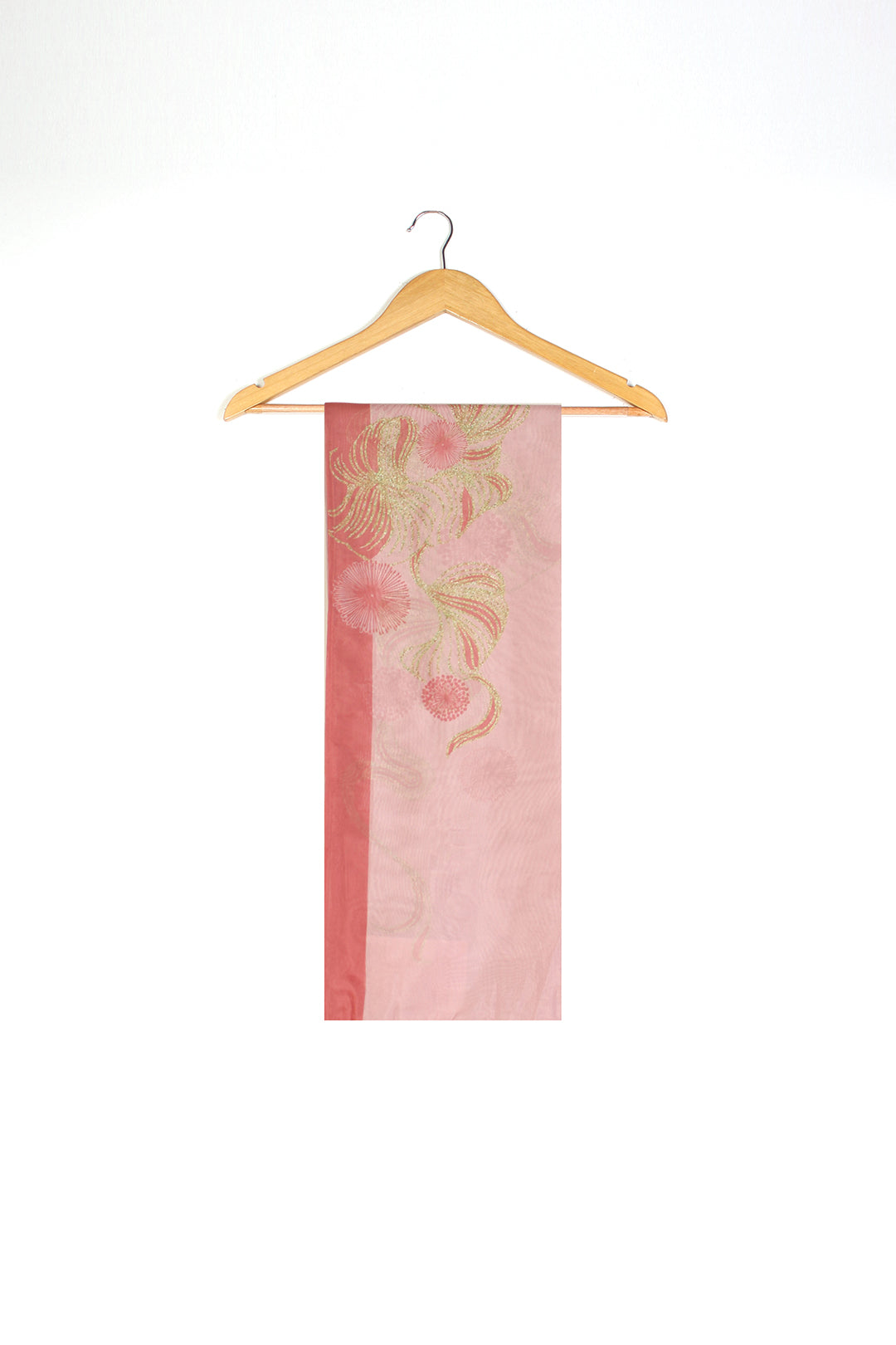 https://cdn.shopify.com/s/files/1/0611/8585/1568/files/W.SS25.385.T-2.jpg?v=1747984036