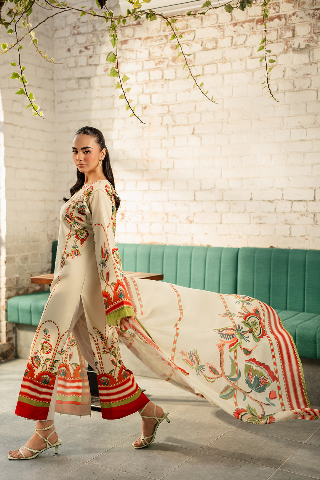 Dumah Dupatta