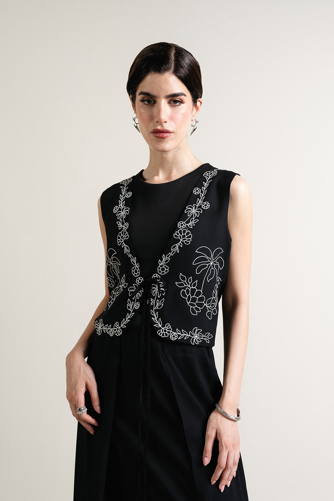 Konar Vest