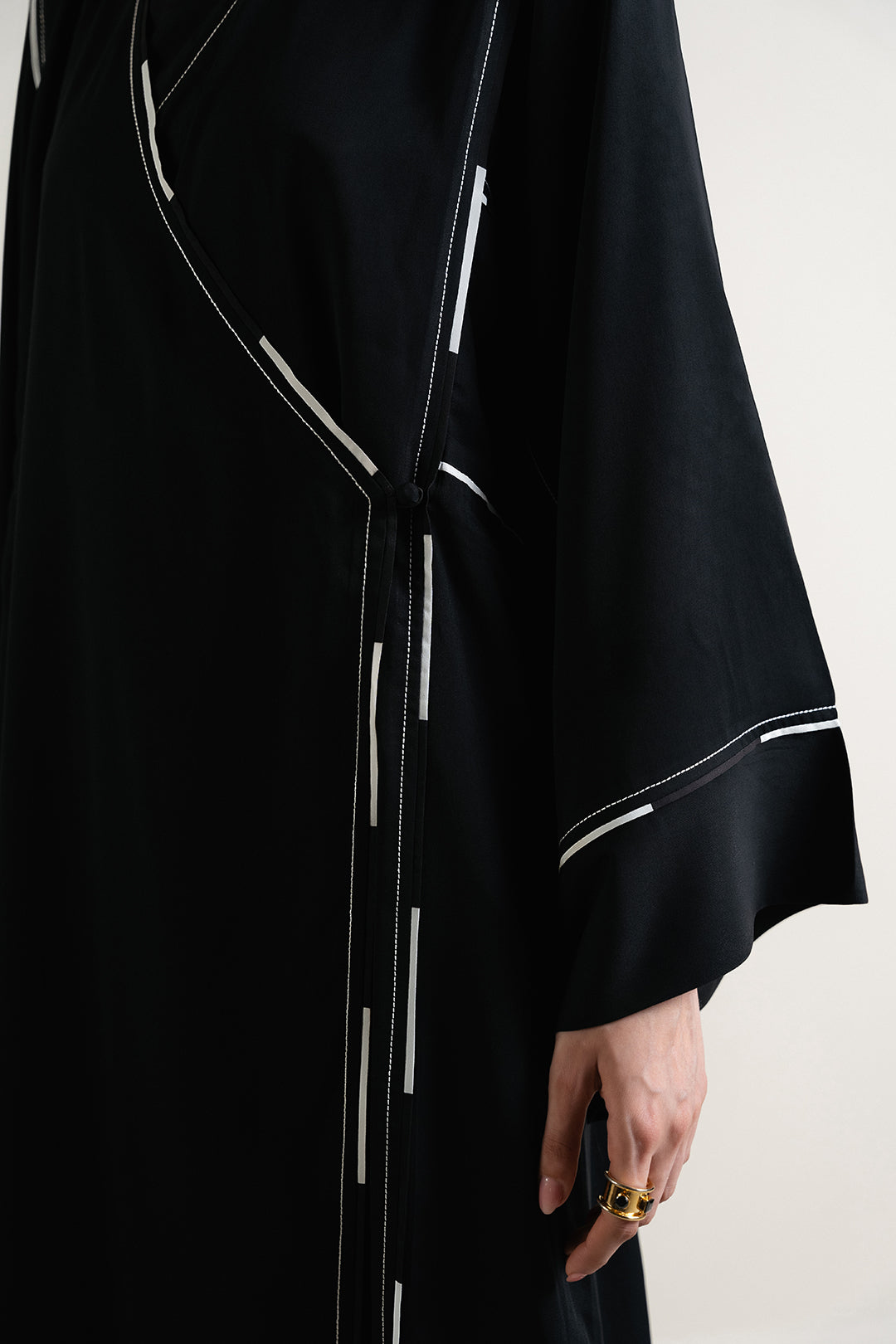 Black Contrast Cover Up