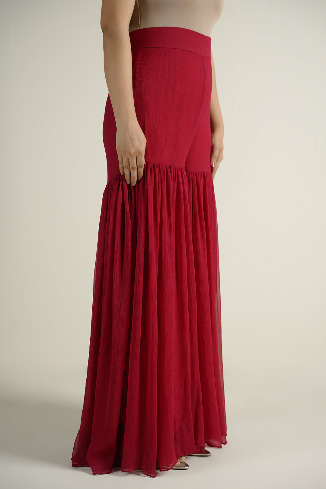 https://cdn.shopify.com/s/files/1/0611/8585/1568/files/W.SS25.703.P-2.jpg?v=1755245054