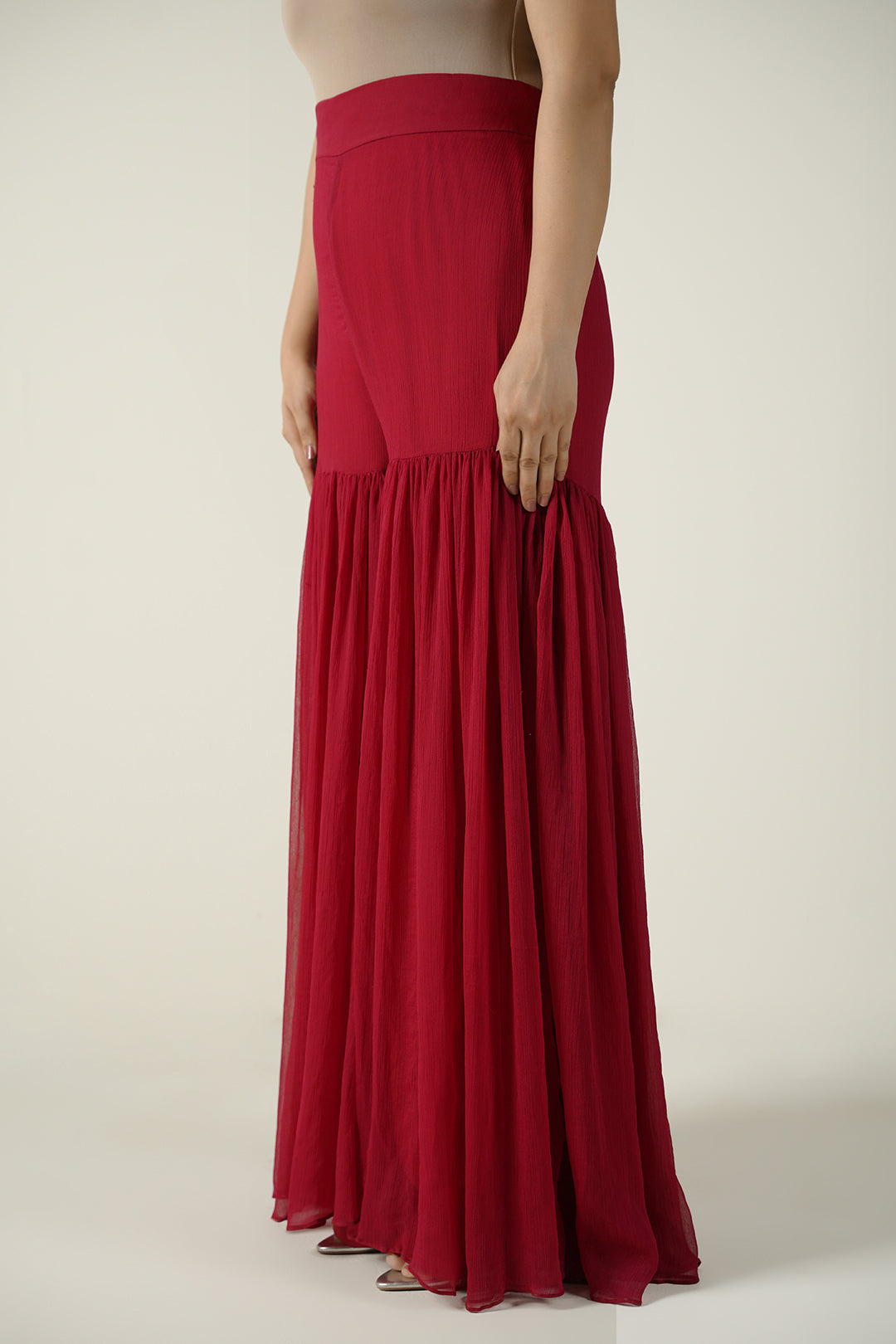 https://cdn.shopify.com/s/files/1/0611/8585/1568/files/W.SS25.703.P-3.jpg?v=1755245054