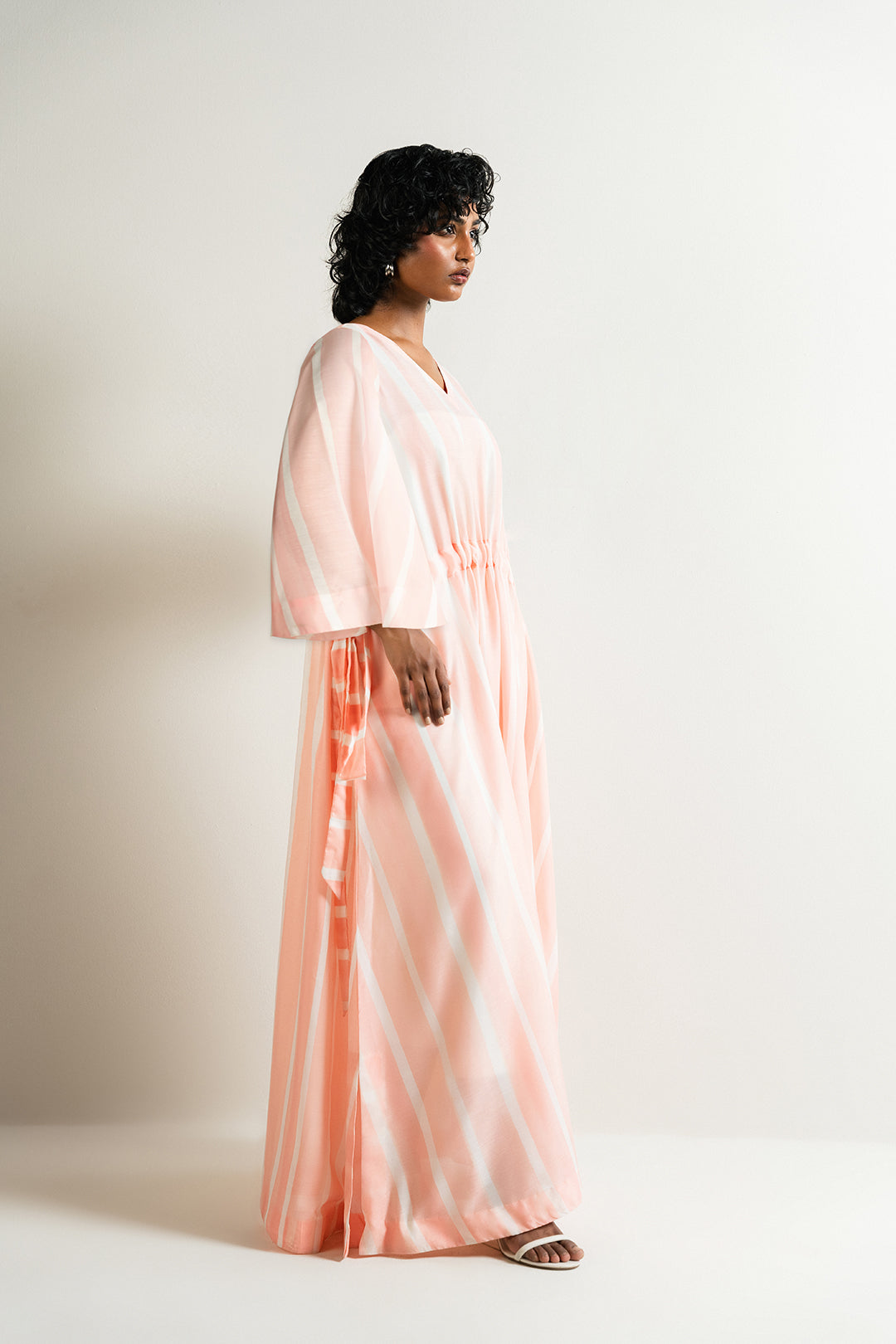 Silhaan Dress (With Sleeves)