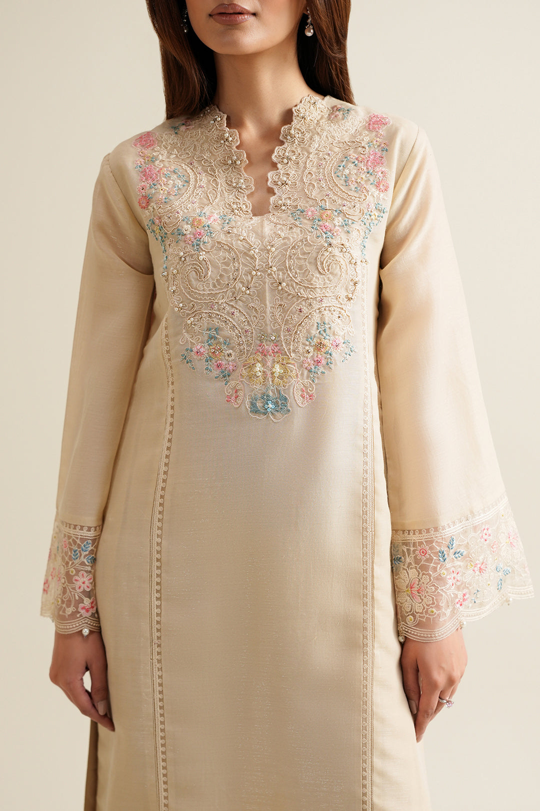https://cdn.shopify.com/s/files/1/0611/8585/1568/files/W.SS26.018.T-2_ae13a646-e175-473a-9f20-fa02a8d91cc9.jpg?v=1770966543