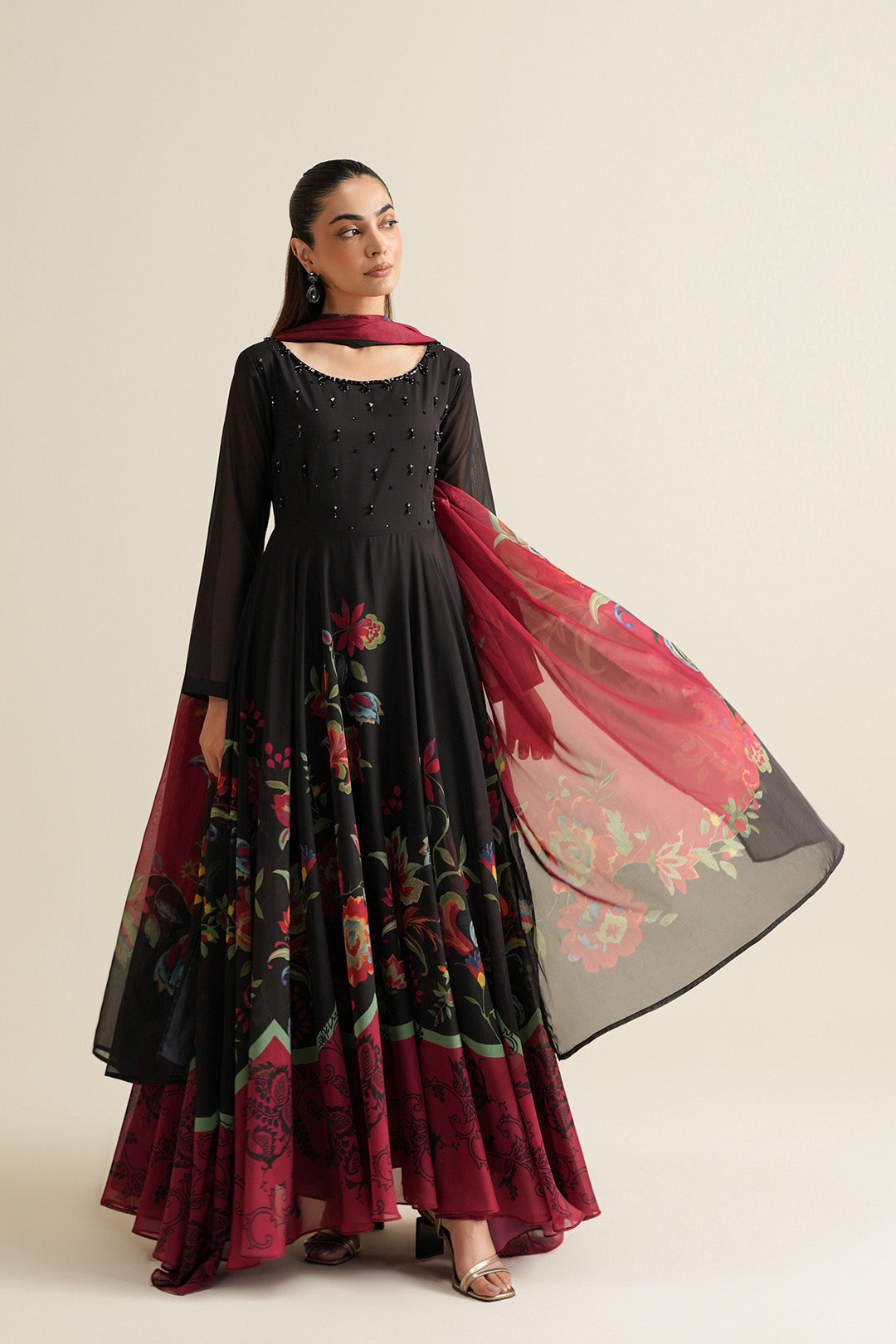 https://cdn.shopify.com/s/files/1/0611/8585/1568/files/W.SS26.057.T-1.jpg?v=1770900950
