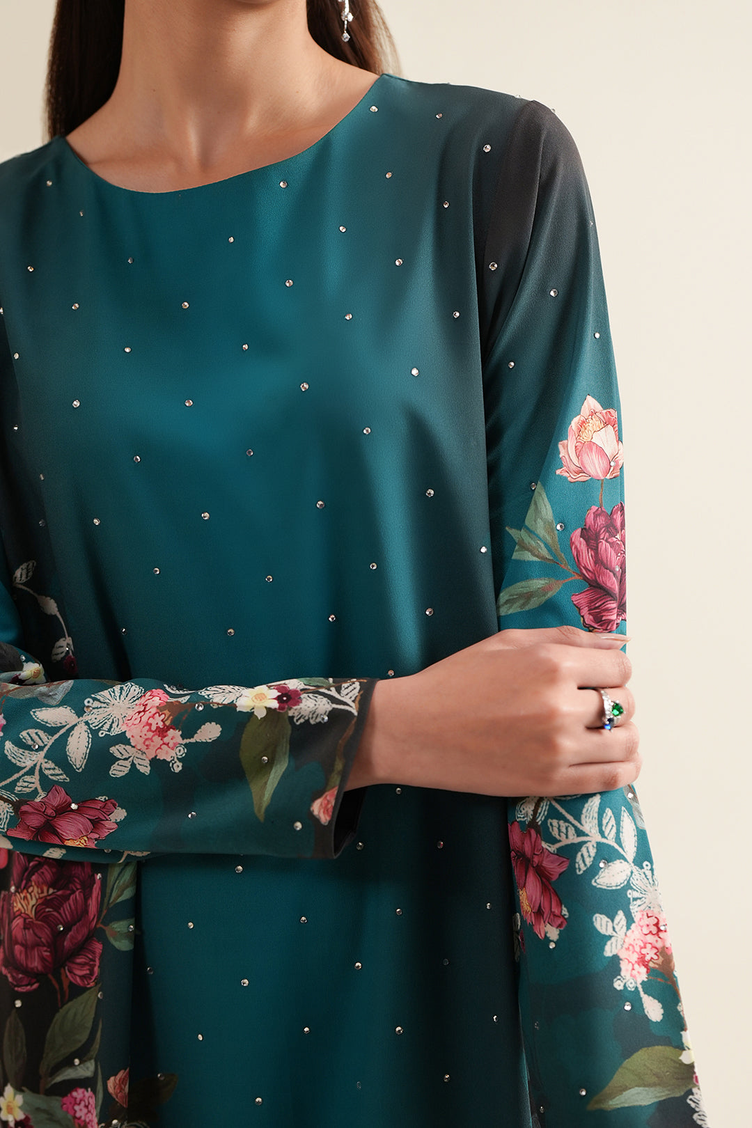 Elvaya Dress