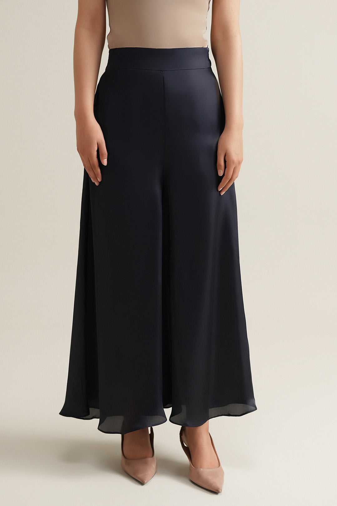 https://cdn.shopify.com/s/files/1/0611/8585/1568/files/W.SS26.116.P-3.jpg?v=1772106787