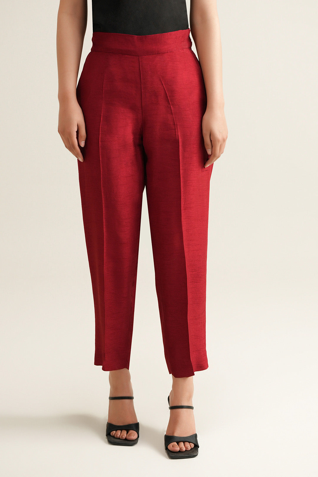 https://cdn.shopify.com/s/files/1/0611/8585/1568/files/W.SS26.117.P-3.jpg?v=1771499231