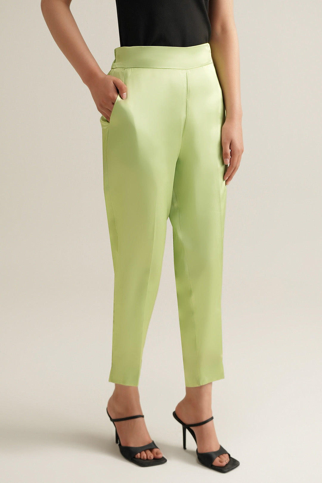 https://cdn.shopify.com/s/files/1/0611/8585/1568/files/W.SS26.119.P-1.jpg?v=1772106811