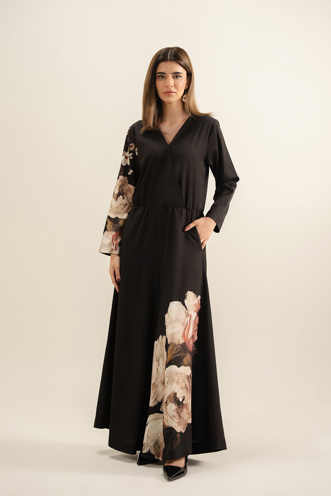 https://cdn.shopify.com/s/files/1/0611/8585/1568/files/W.SS26.125.T-1.jpg?v=1770206486
