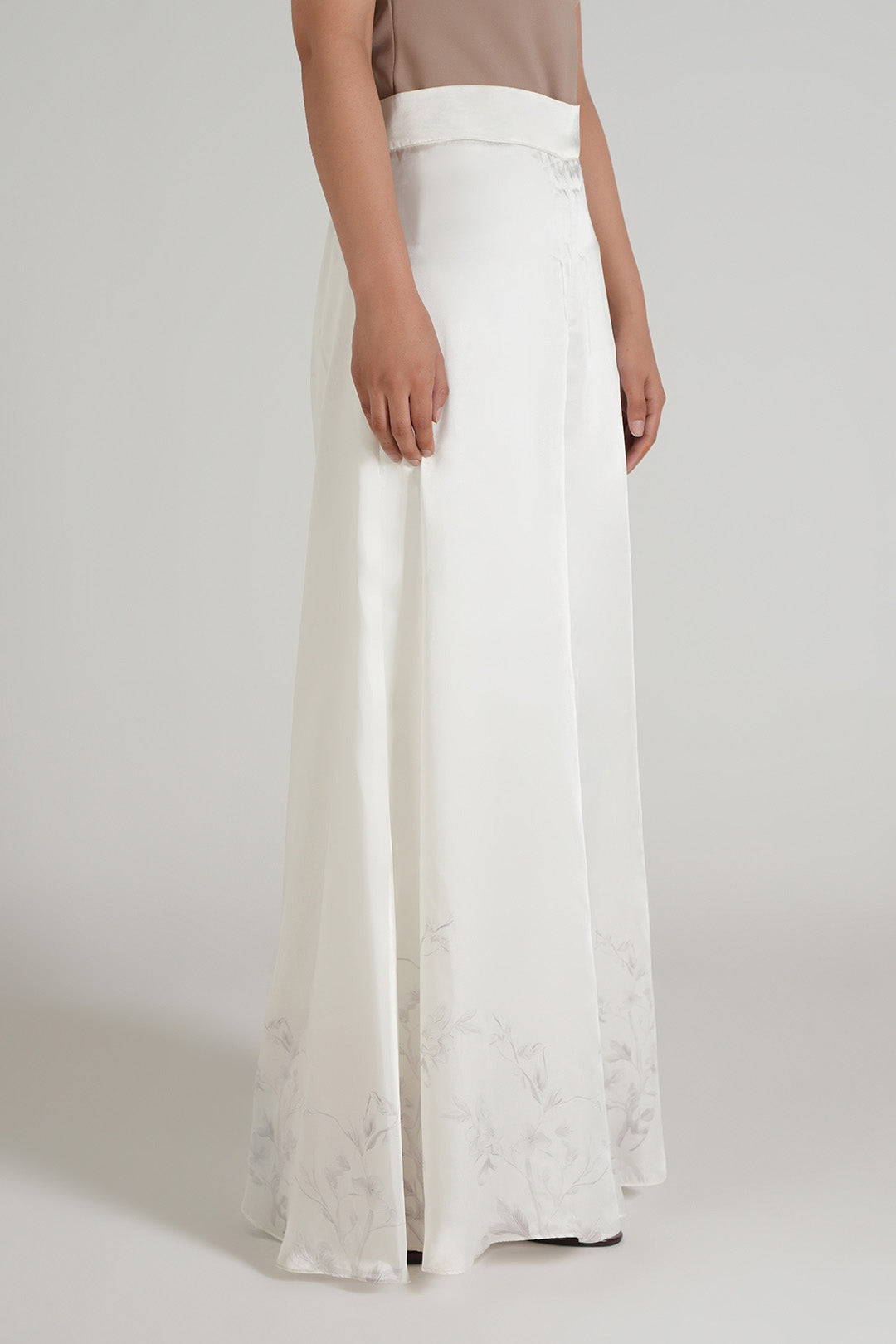 Layaare Pants