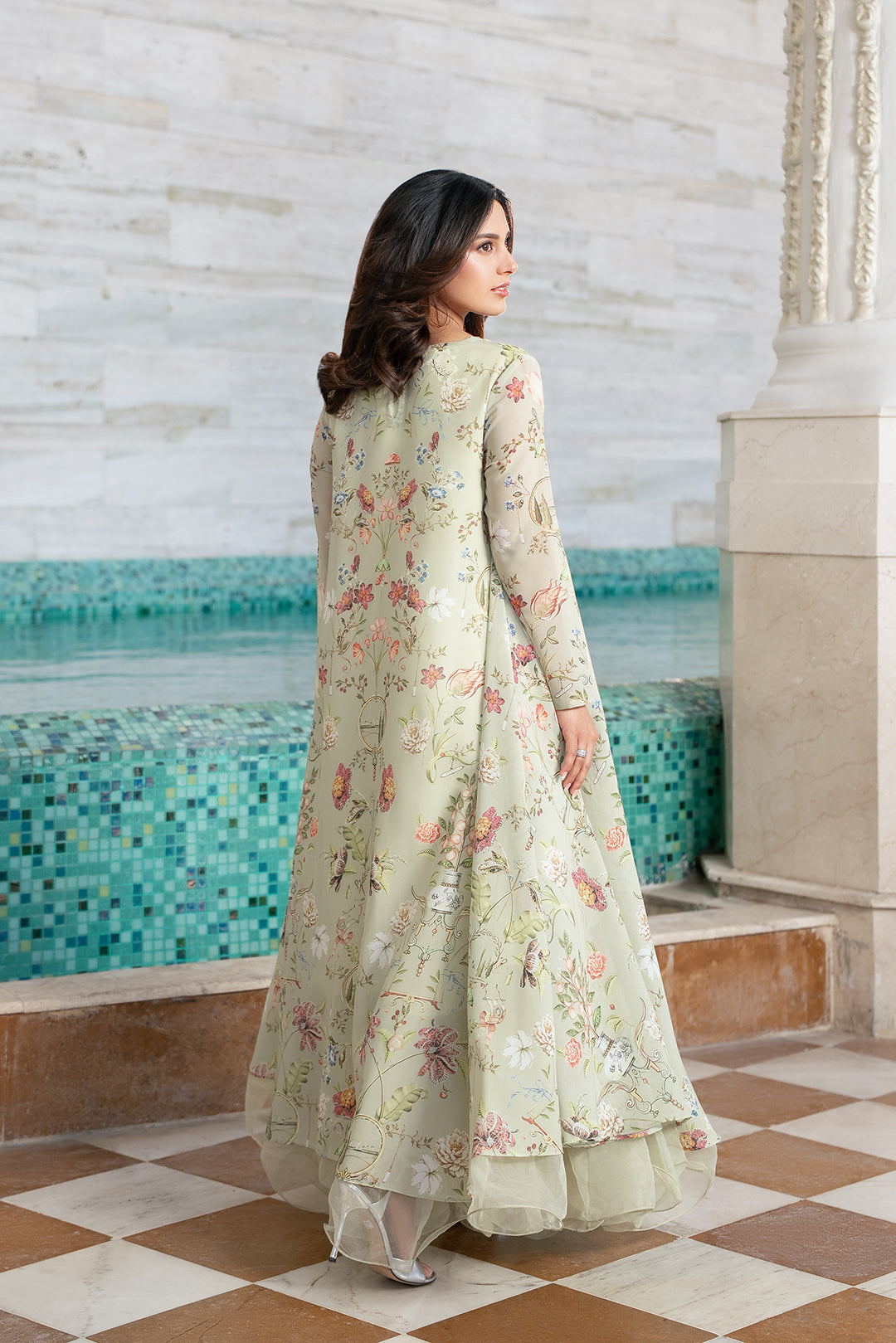 https://cdn.shopify.com/s/files/1/0611/8585/1568/files/W.SS26.207.T-5.jpg?v=1777367527