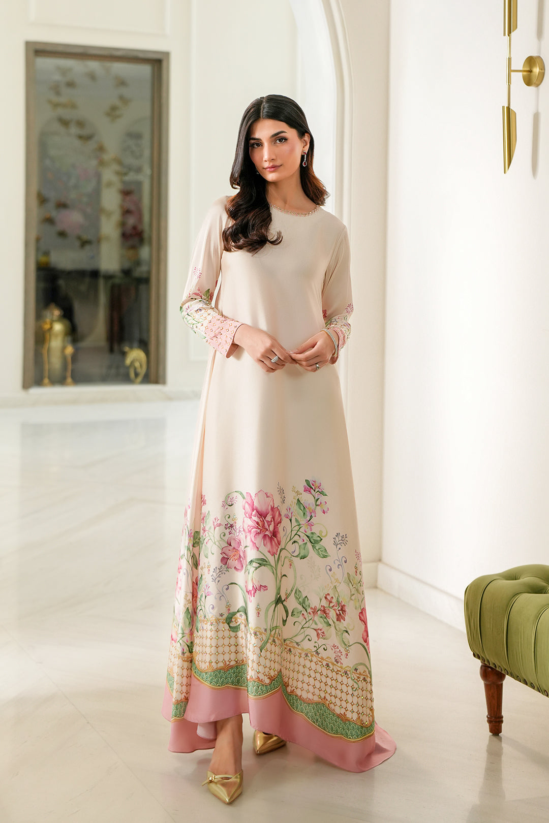 https://cdn.shopify.com/s/files/1/0611/8585/1568/files/W.SS26.210.T-1_64afbf43-20ad-4c83-8c04-399af278d830.jpg?v=1778485829