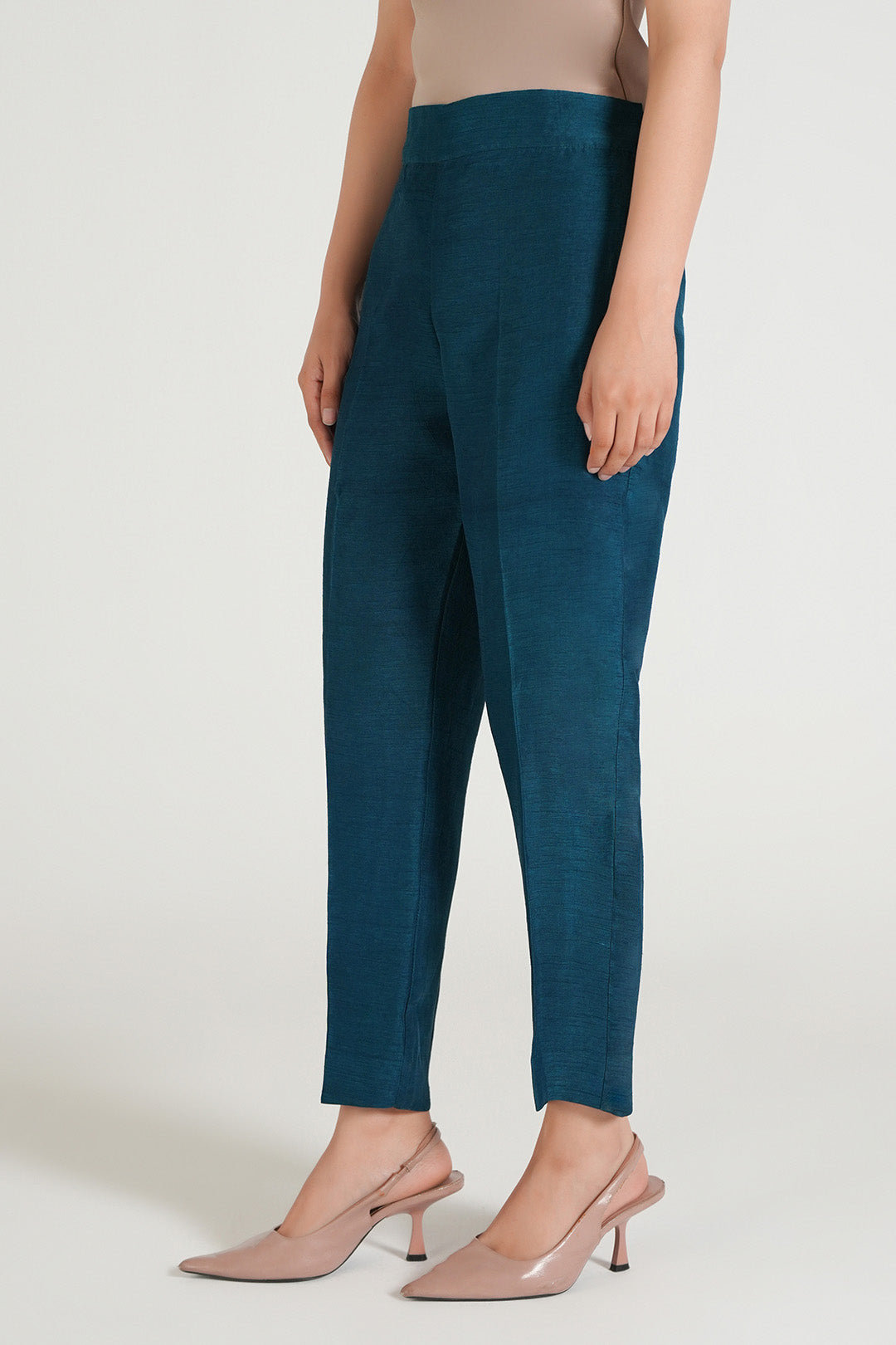 https://cdn.shopify.com/s/files/1/0611/8585/1568/files/W.SS26.223.P-1.jpg?v=1778160459
