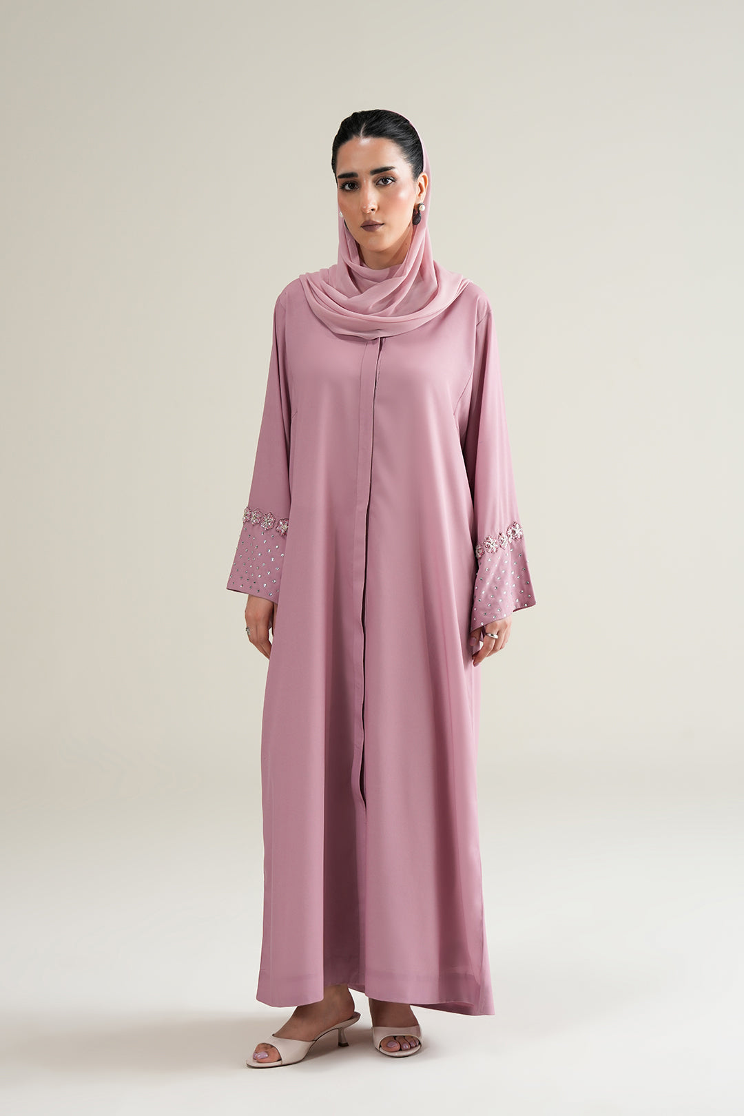 https://cdn.shopify.com/s/files/1/0611/8585/1568/files/W.SS26.232.T-1.jpg?v=1776766909
