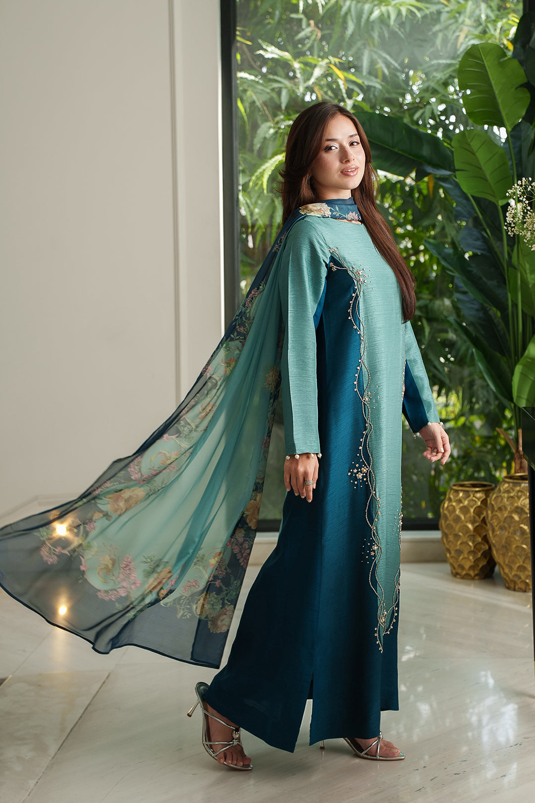 https://cdn.shopify.com/s/files/1/0611/8585/1568/files/W.SS26.254.T-1.jpg?v=1778160670