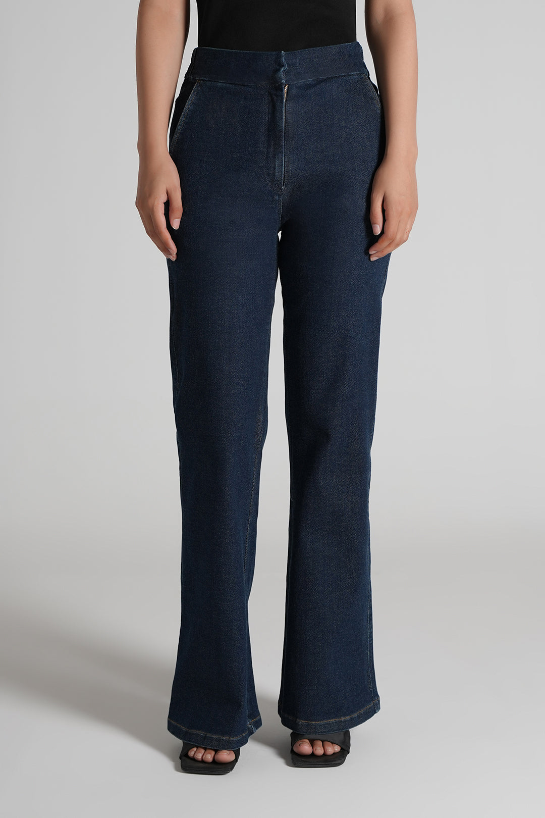Zeril Slim Bootcut Pants