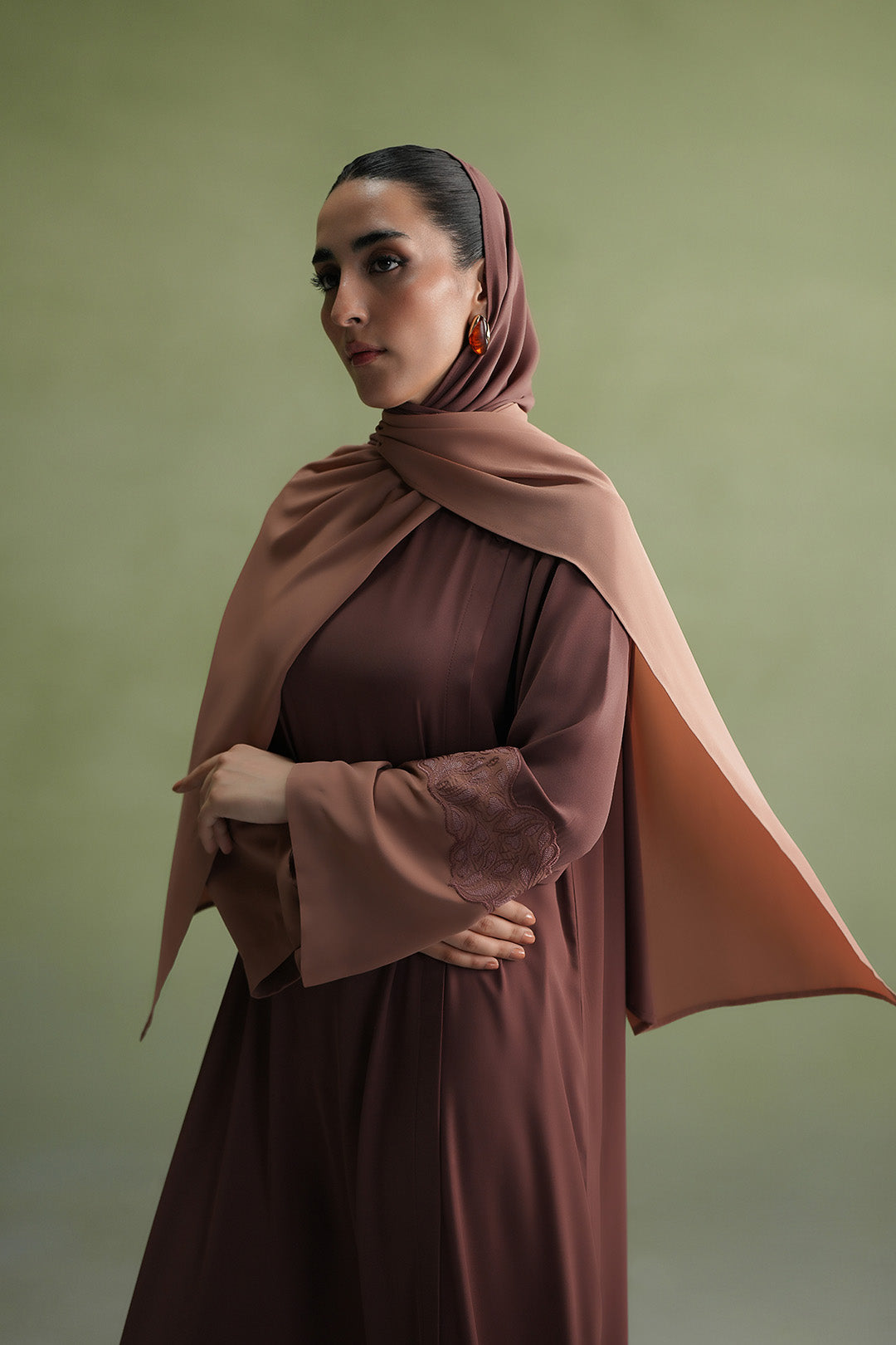 Rosewood Embroidered Abaya