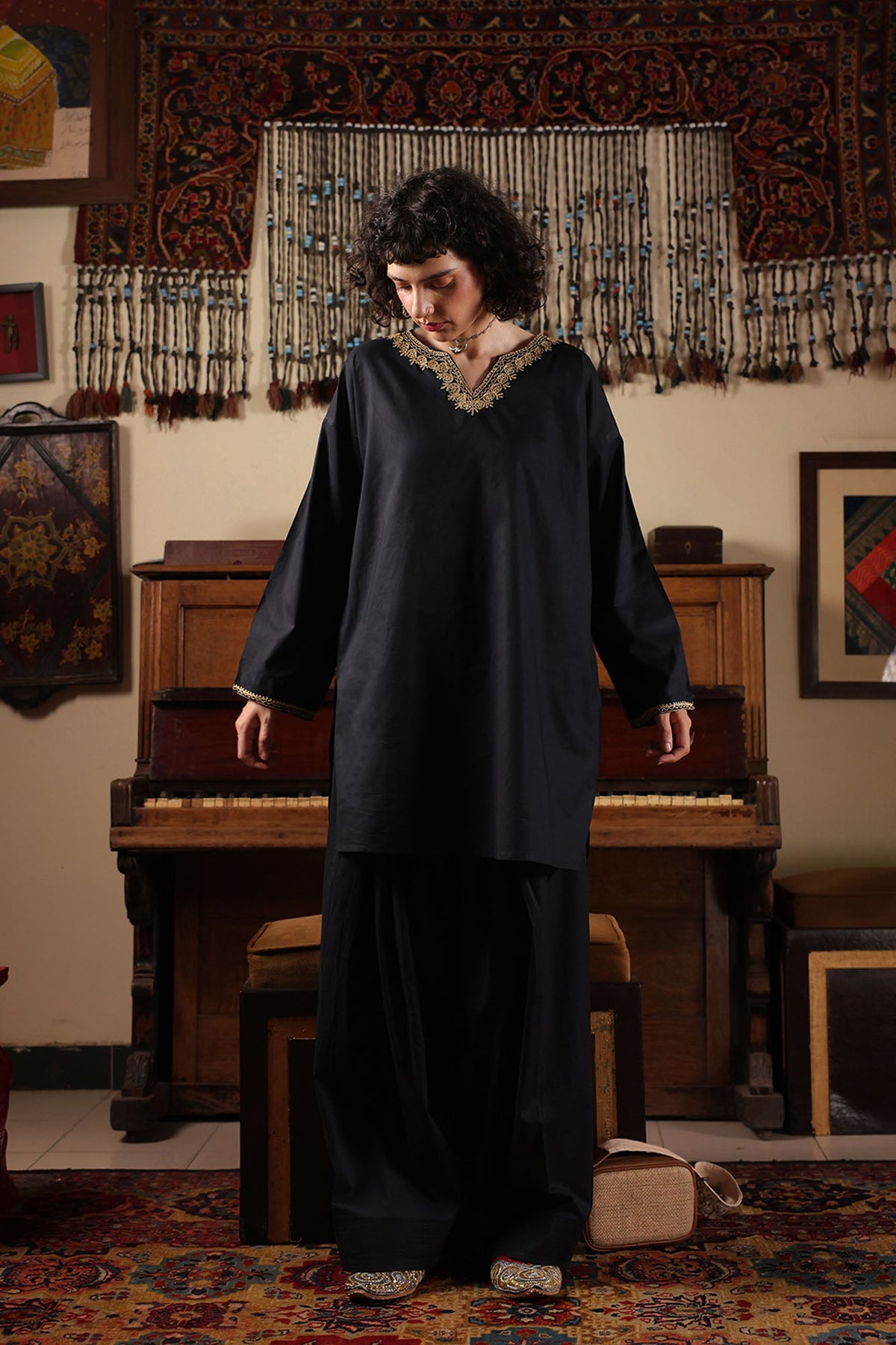 Golden Whisper Farshi Set