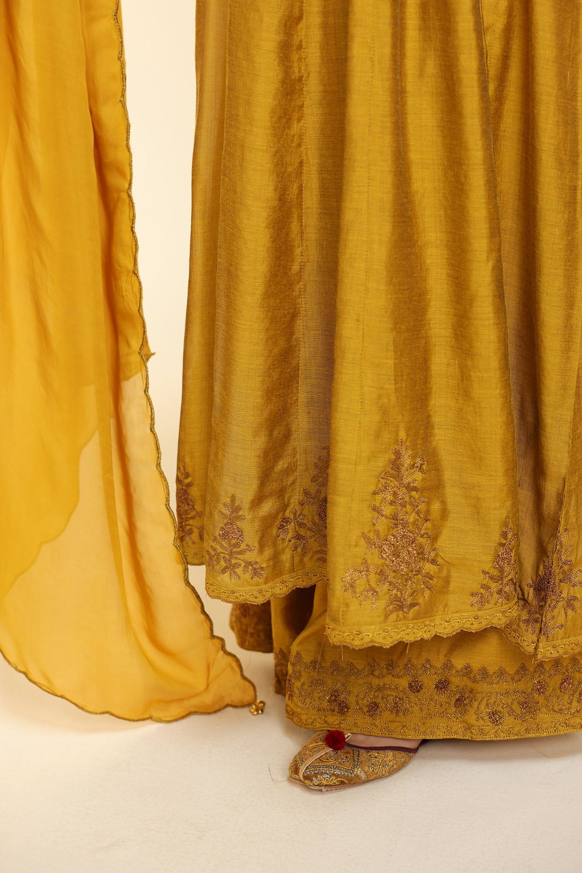 Zar Gul Embroidered Ensemble