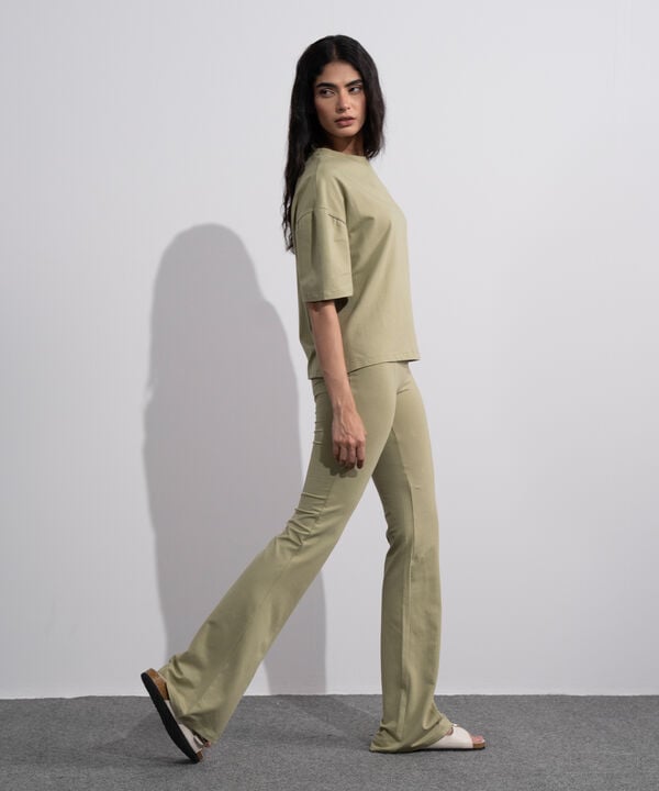 Stretchy Flared Trousers
