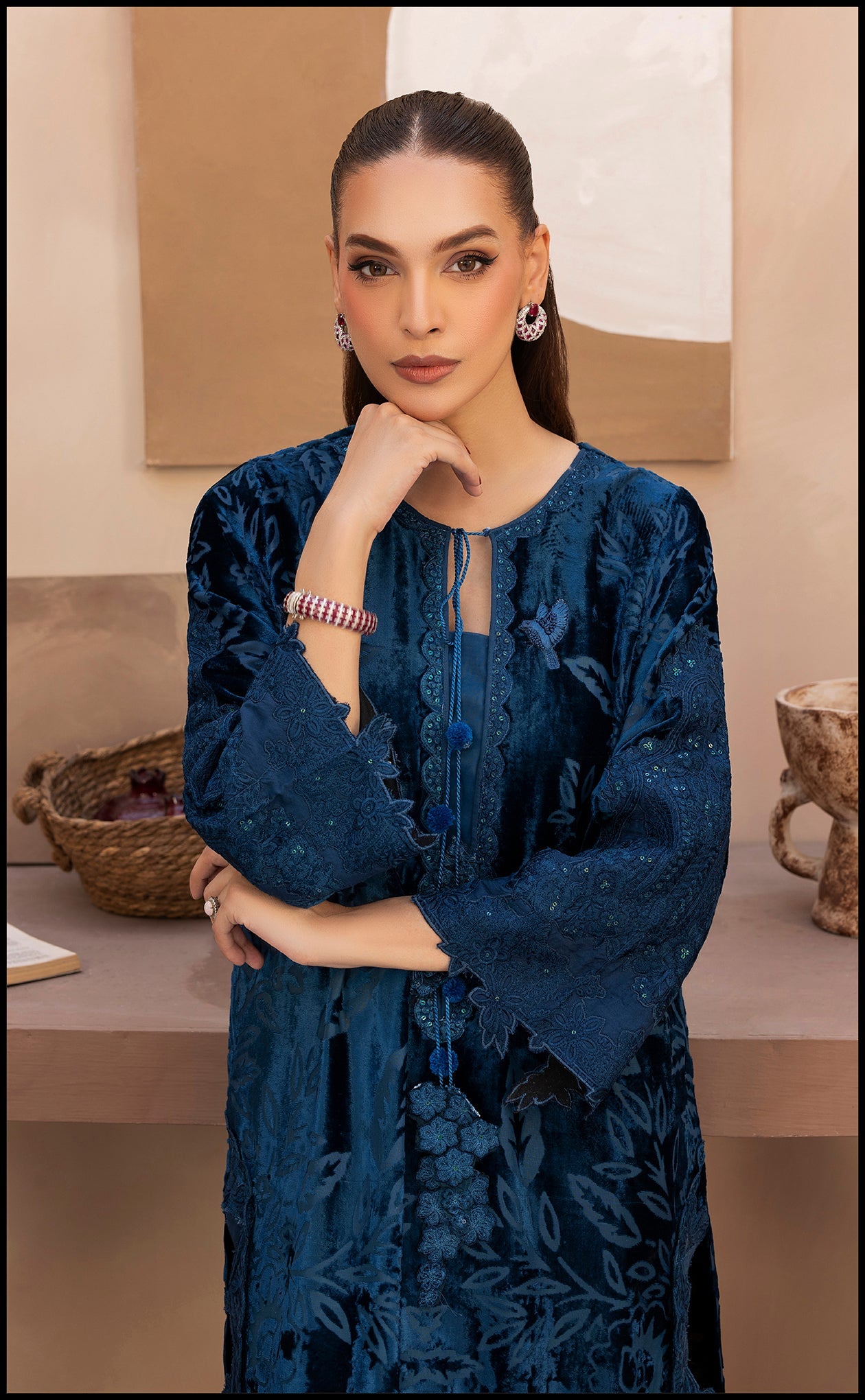 https://cdn.shopify.com/s/files/1/0560/5431/7229/files/WEB52_07fc38a7-ce22-4e4c-9822-5bd46d7893fe.jpg?v=1762524194