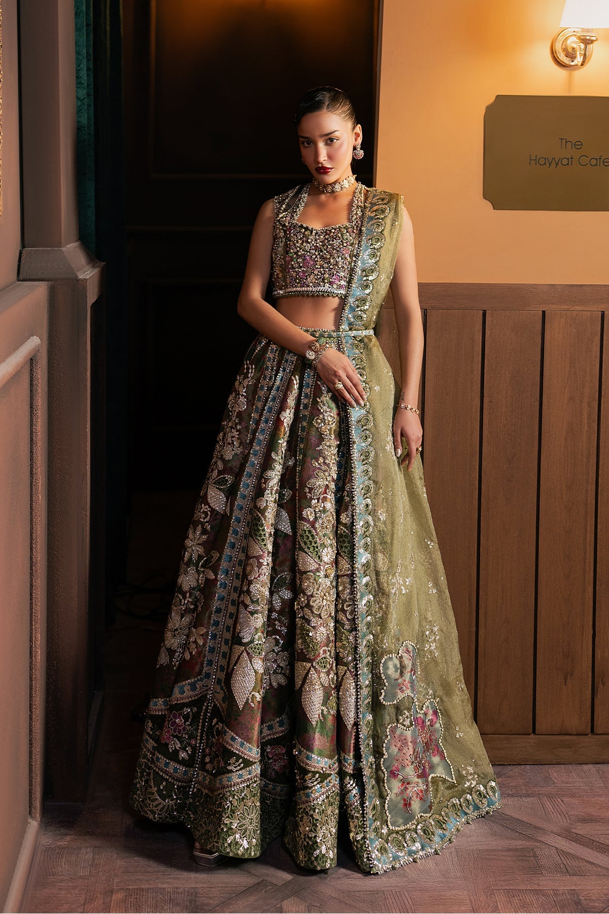 Afrozeh – Mahsil Style