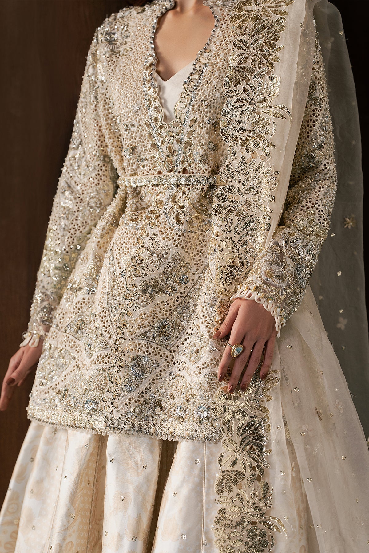 Afrozeh – Rohave Style