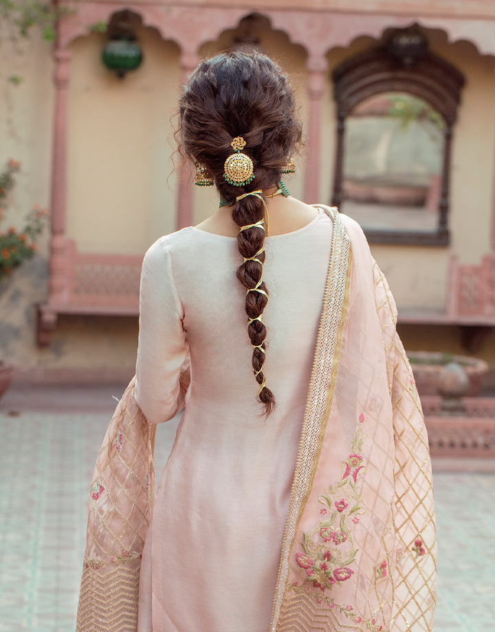 Faiza Saqlain