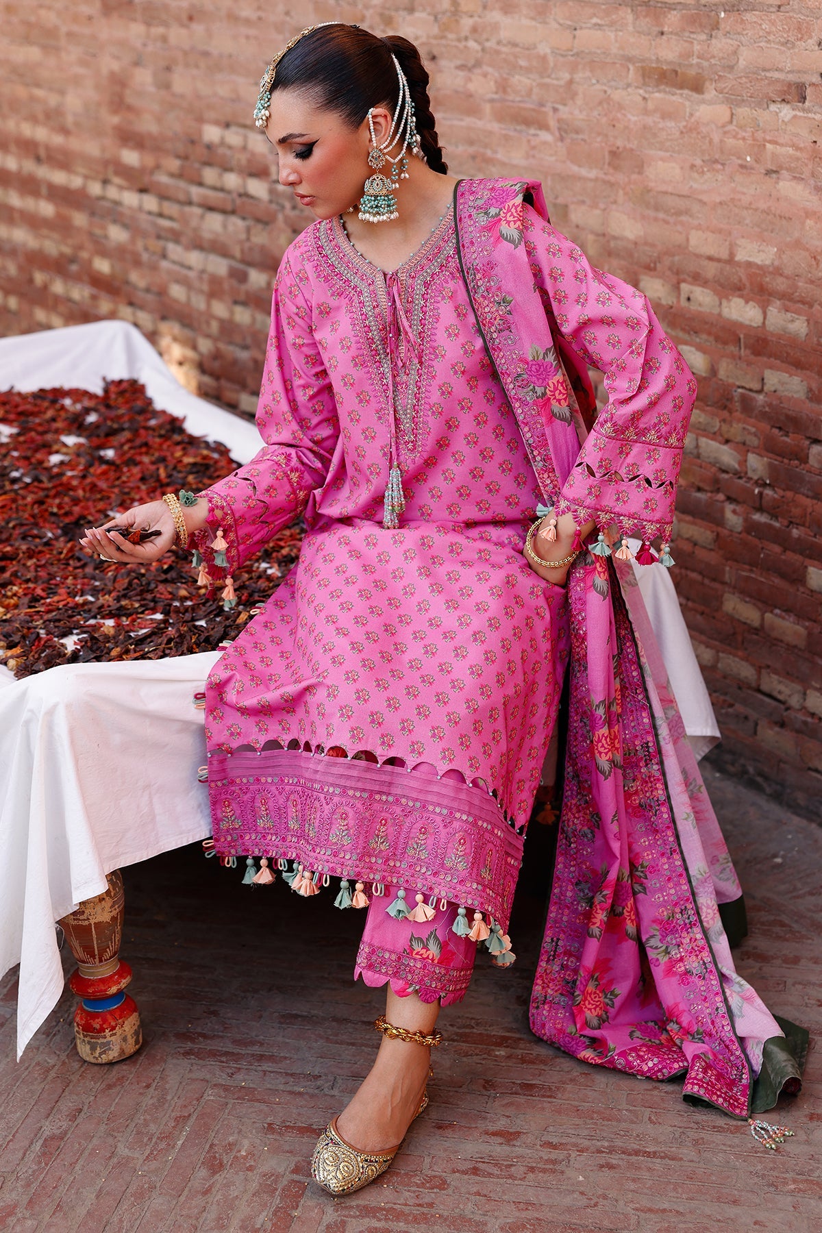 3-PC Unstitched Embroidered Lawn Collection CH6-01
