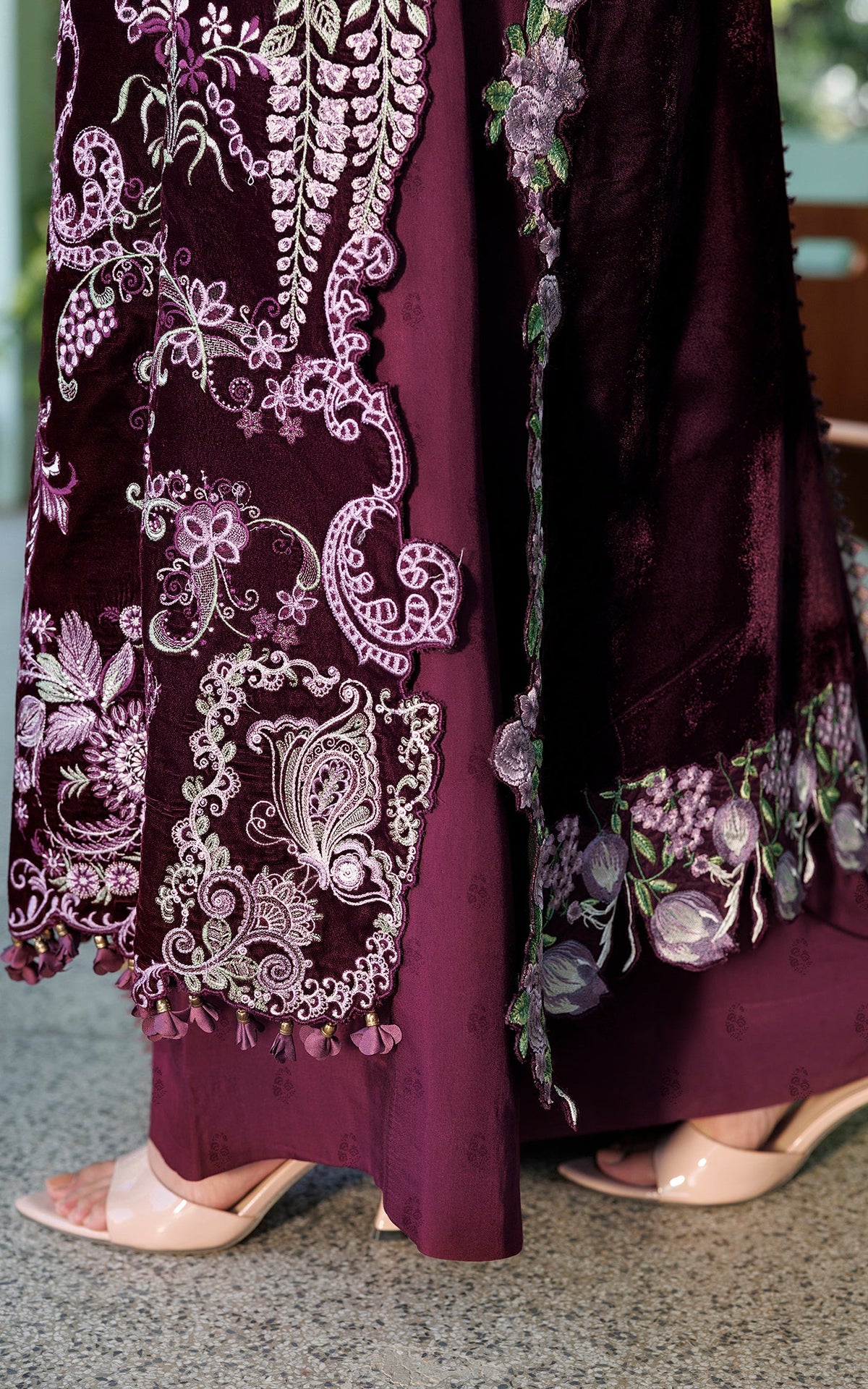 Wine Shine (WLXU-06) | 3pcs Embroidered Stitched Winter