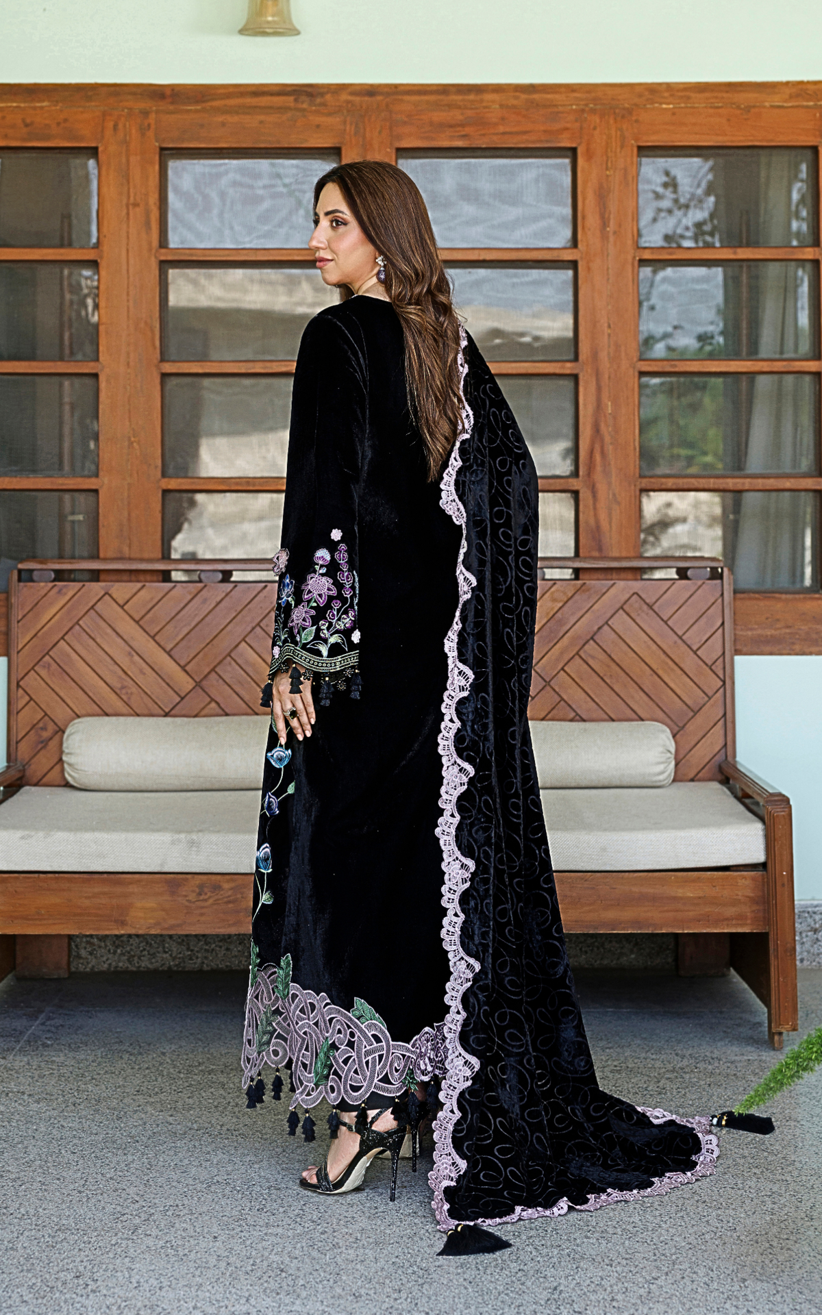 Ivy (WLXU-09) | 3pcs Embroidered Unstitched Winter