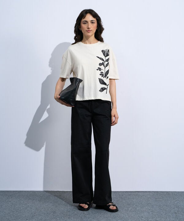 Loose-Fit Graphic T-Shirt