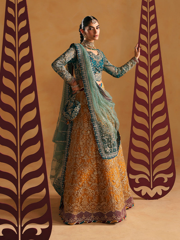 Gulaal – Zoia Style