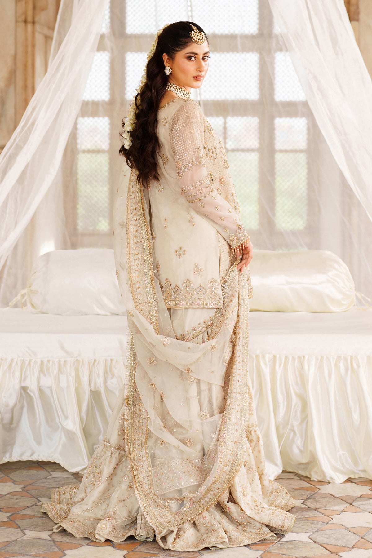 Aneeqa